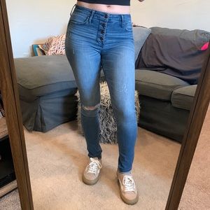 Abercrombie & Fitch super soft skinny jeans
